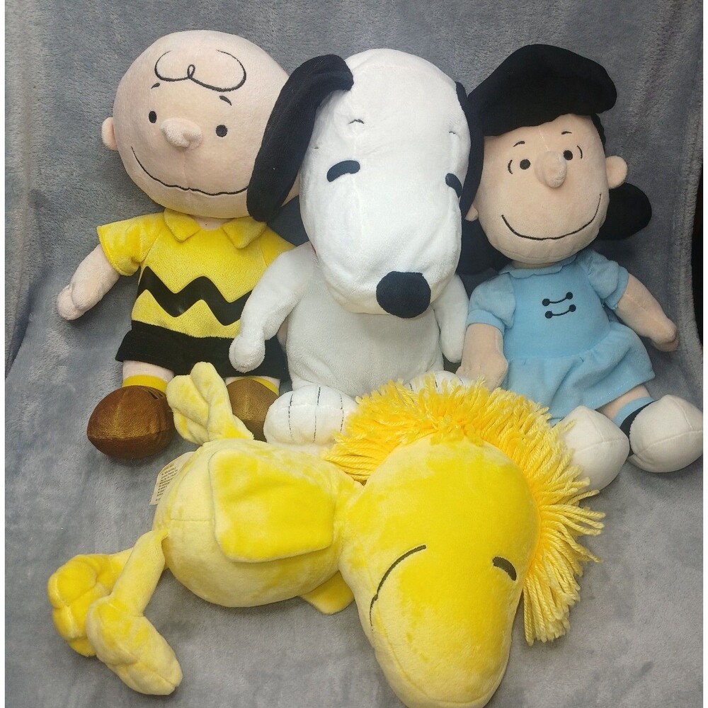 Kohls Cares Peanuts Lot Snoopy Charlie Brown Lucy Woodstock 13” Plush Toys Dolls